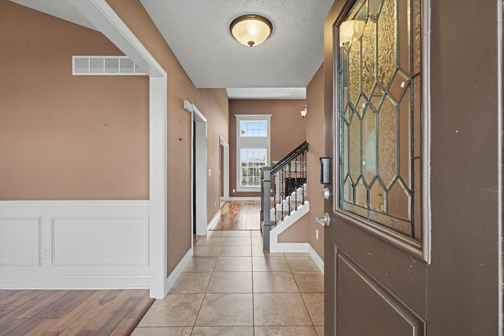 1807 Horizon Court Property Photo 3
