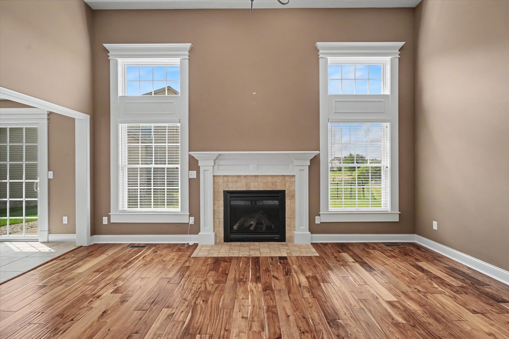 1807 Horizon Court Property Photo 5