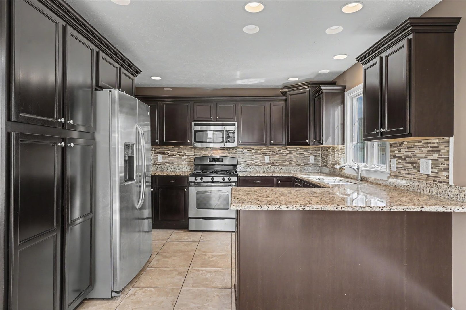 1807 Horizon Court Property Photo 14