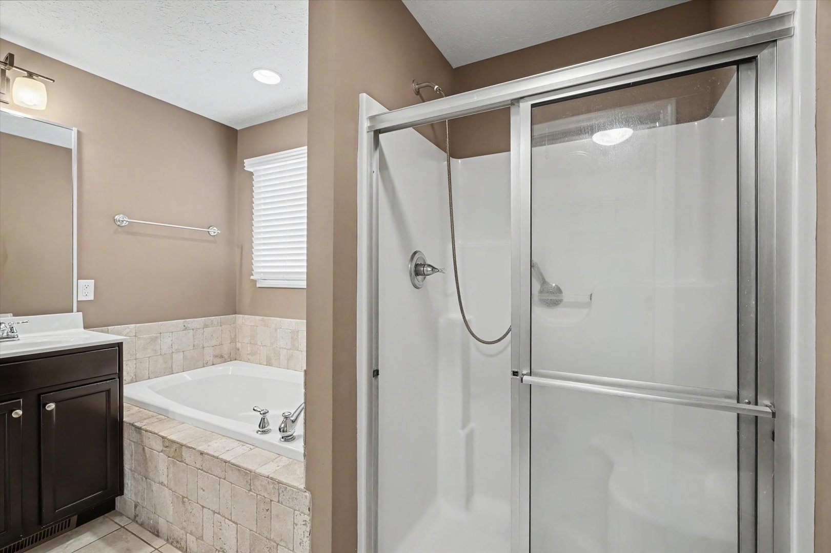 1807 Horizon Court Property Photo 22