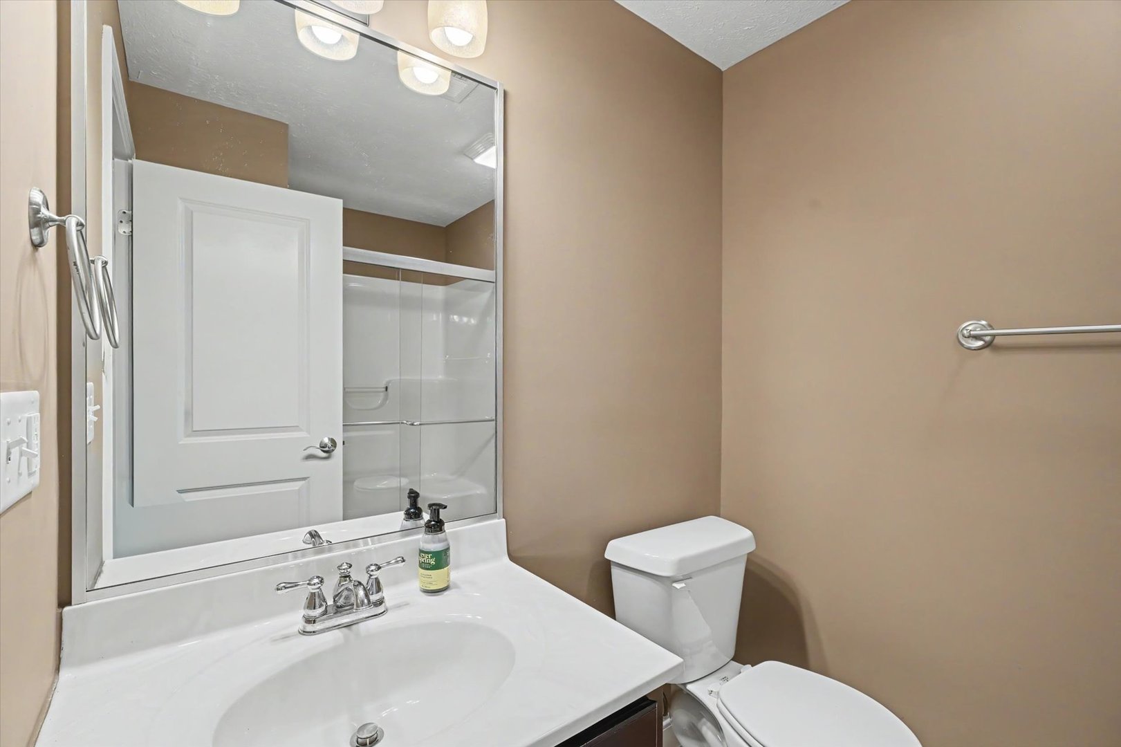 1807 Horizon Court Property Photo 31