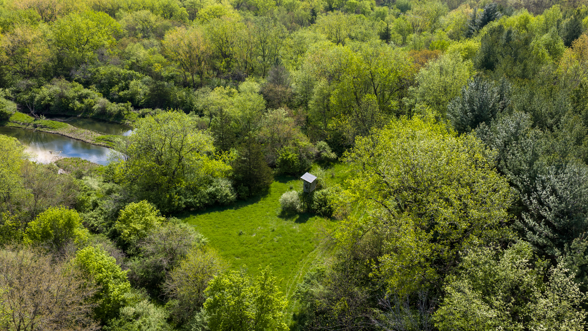2931 1300 North Avenue Property Photo 4