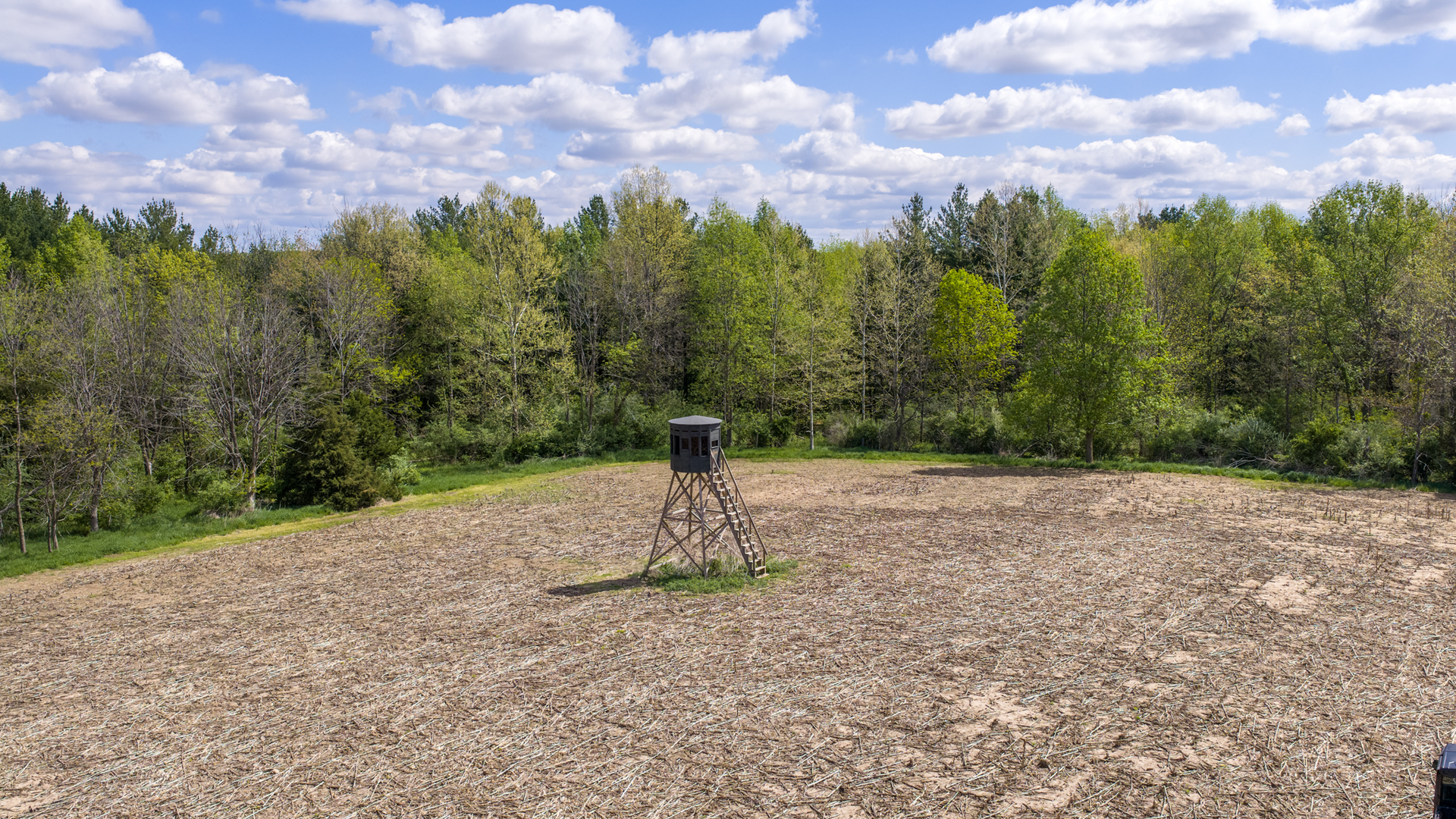 2931 1300 North Avenue Property Photo 12