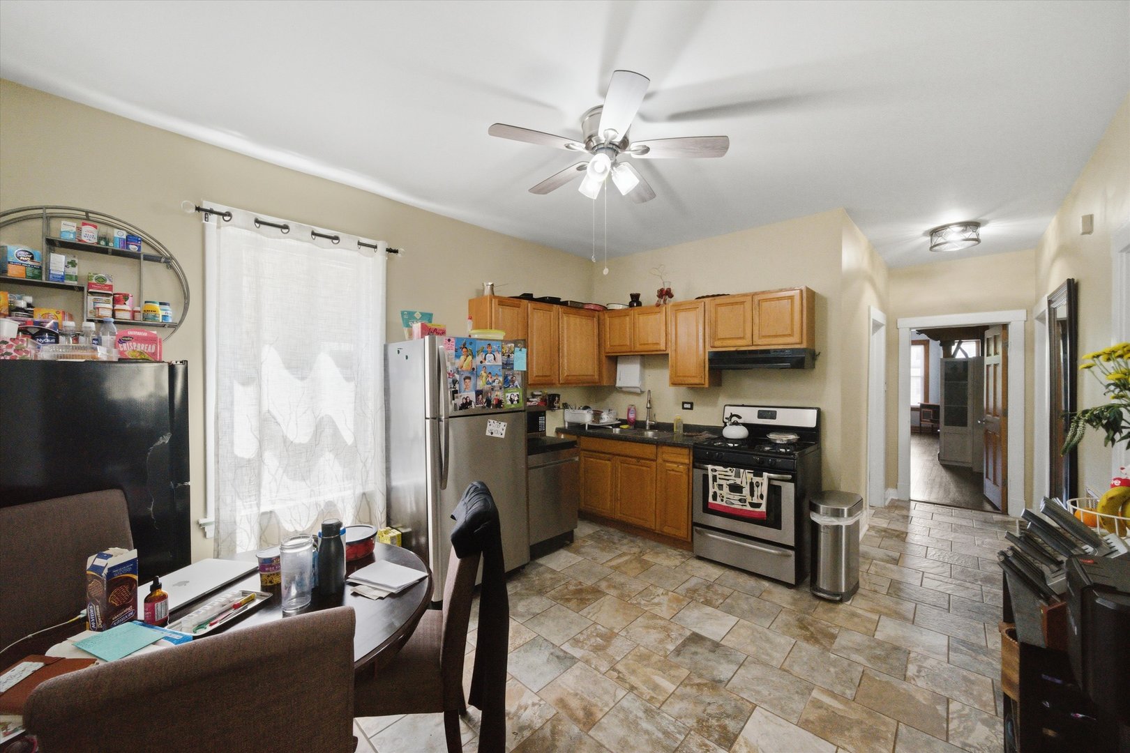 5117 N Western Avenue Property Photo 5