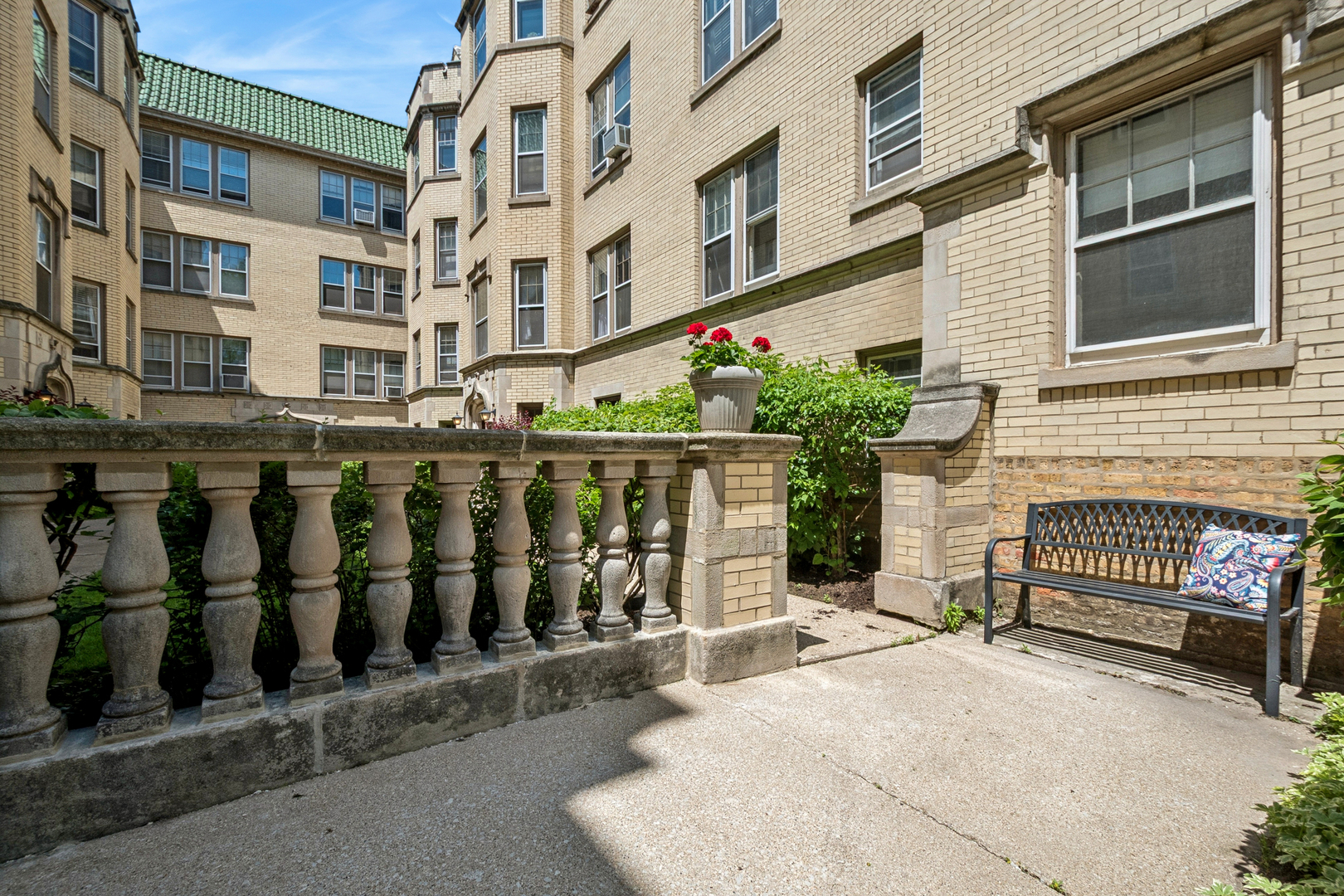 538 Michigan Avenue 3f Property Photo 16