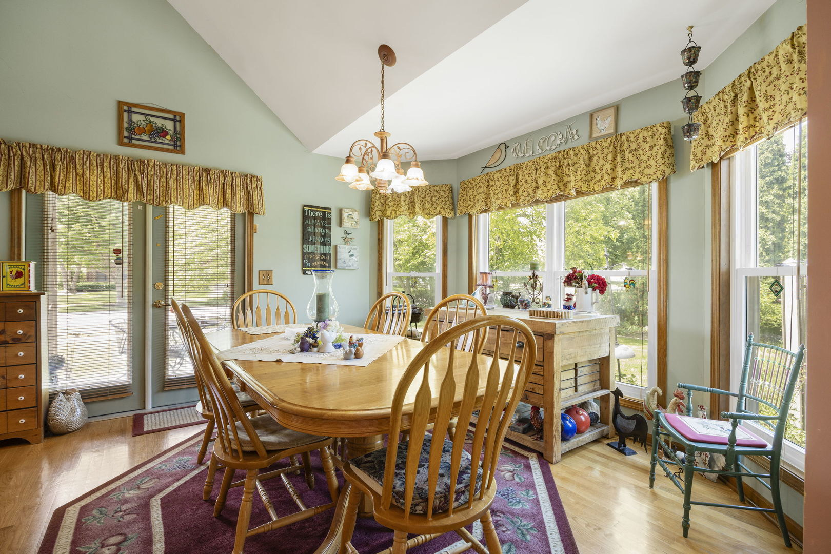 2659 Hoddam Road Property Photo 7