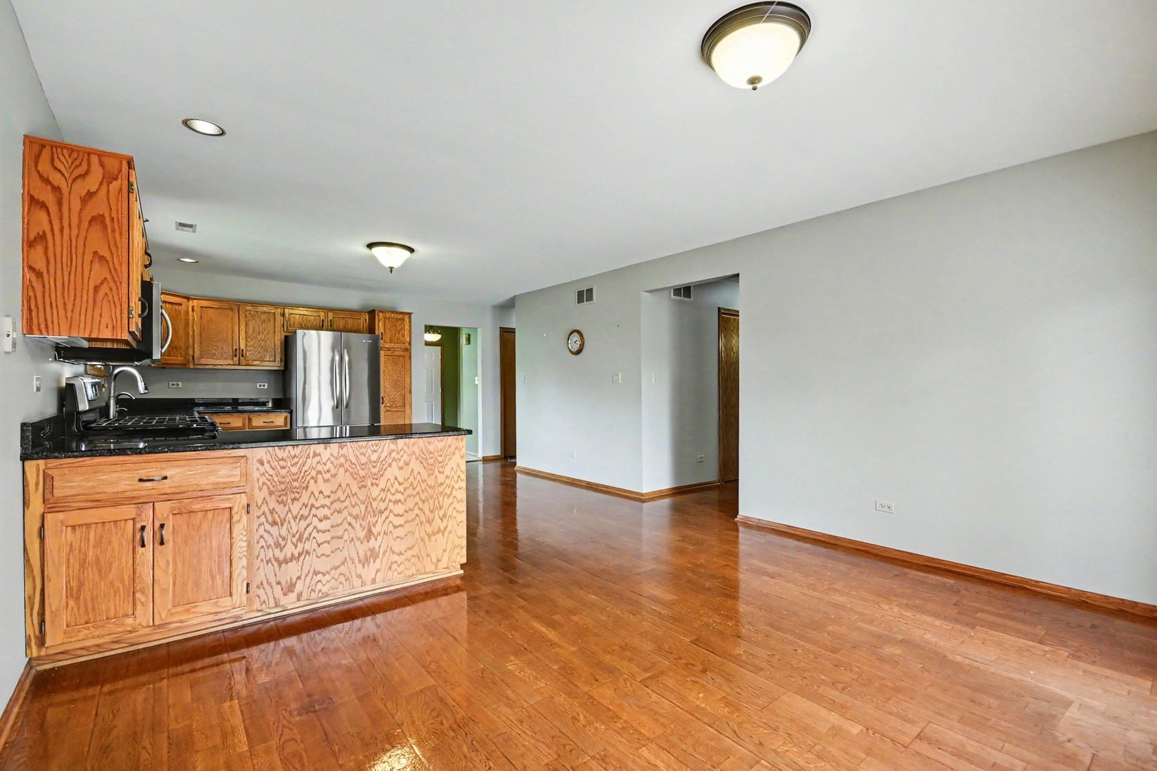 27114 S Quiet Oak Lane Property Photo 8
