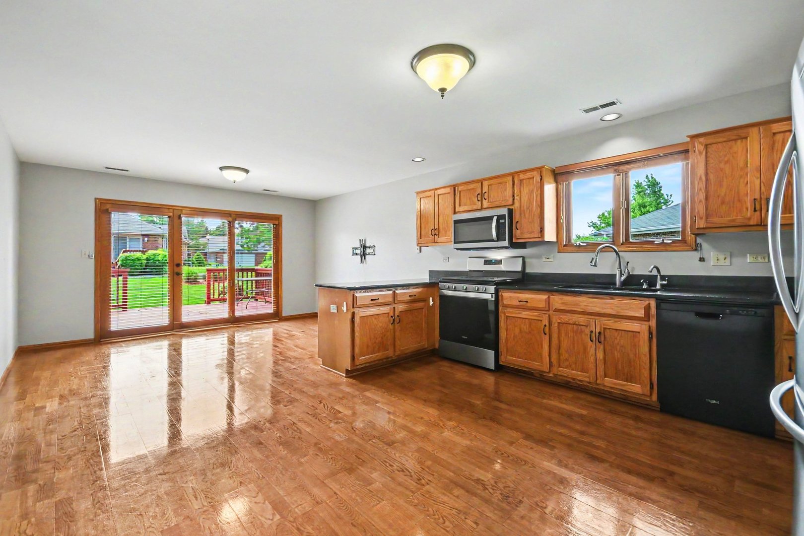27114 S Quiet Oak Lane Property Photo 10