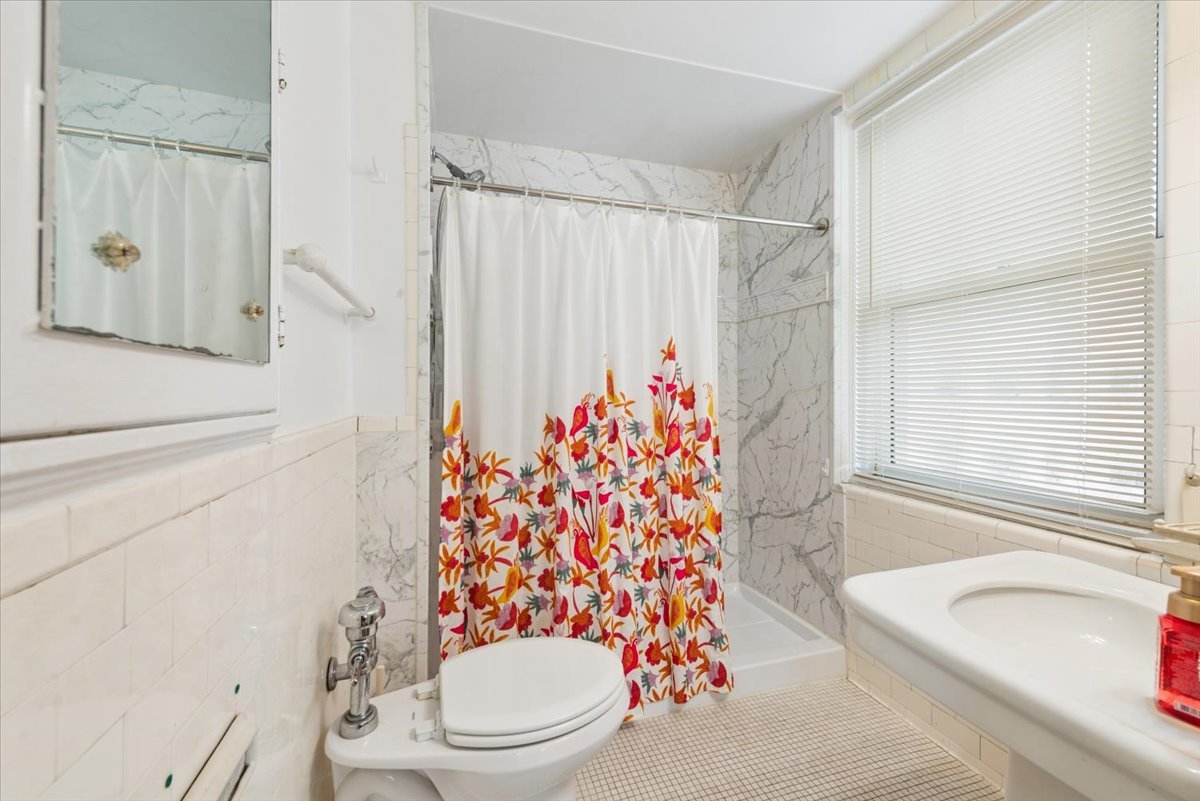 5555 N Sheridan Road 515 Property Photo 15