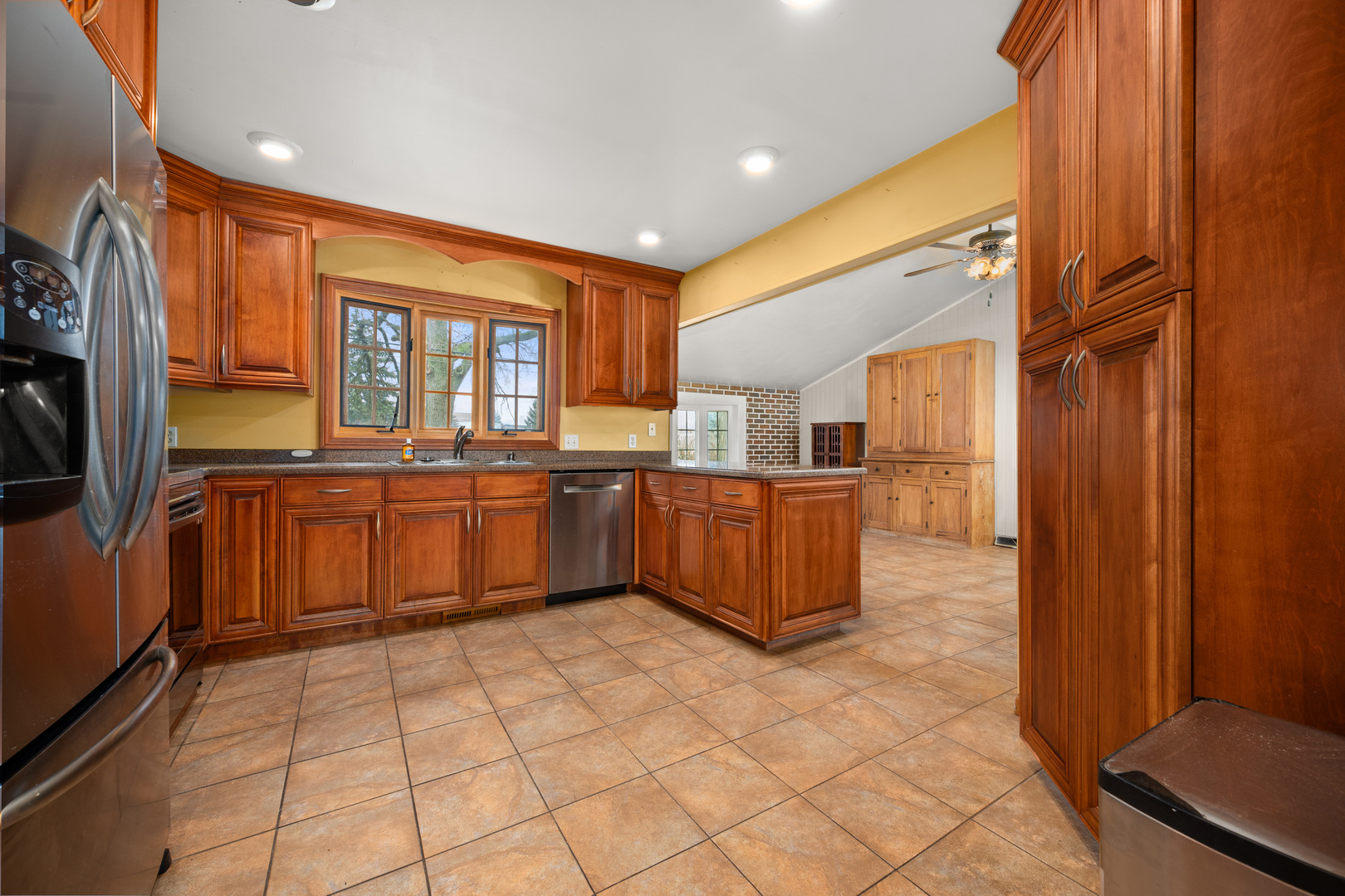 181 Tilton Park Drive Property Photo 6