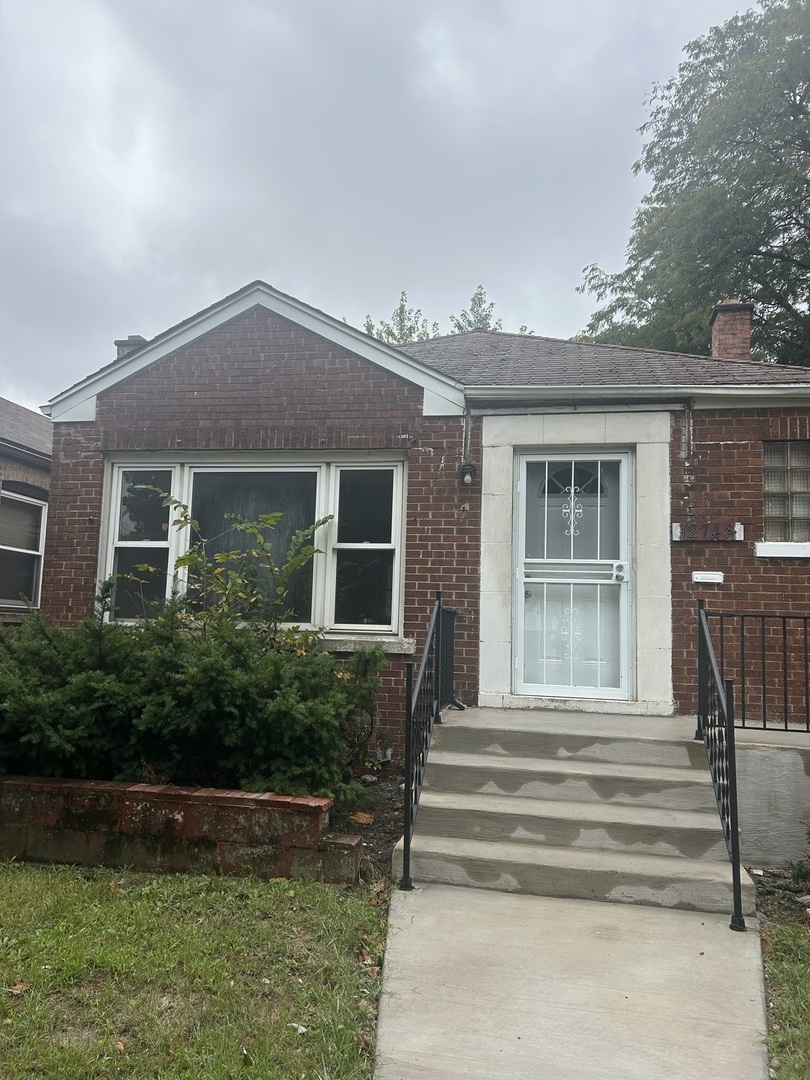 12748 S Lowe Avenue Property Photo 1