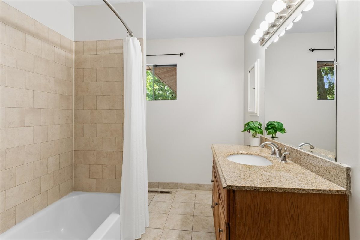 5346 Center Avenue Property Photo 17