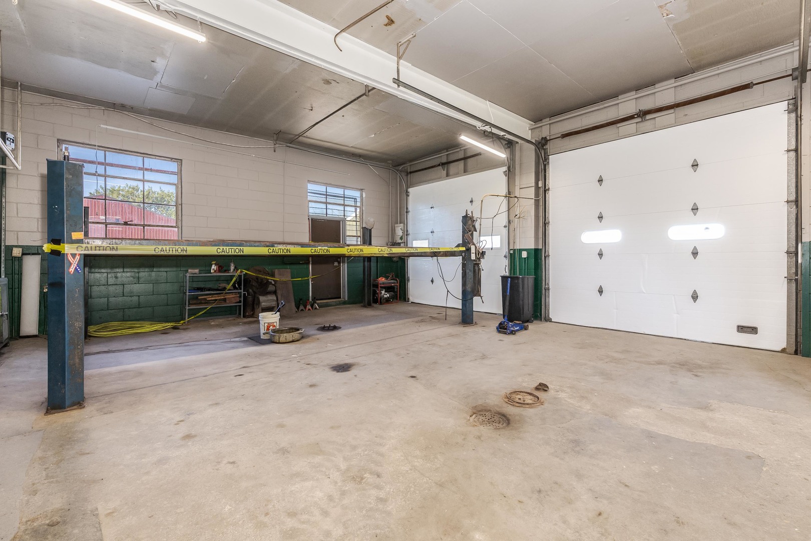 504 N Division Street Property Photo 18