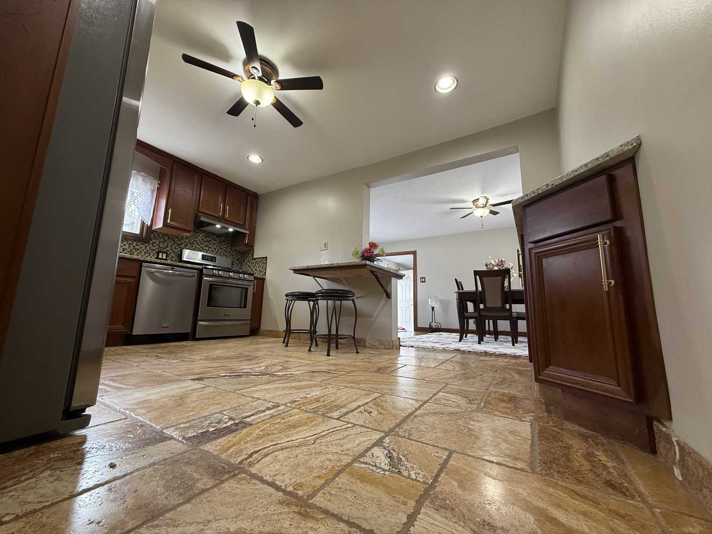 1010 Osmond Avenue Property Photo 6