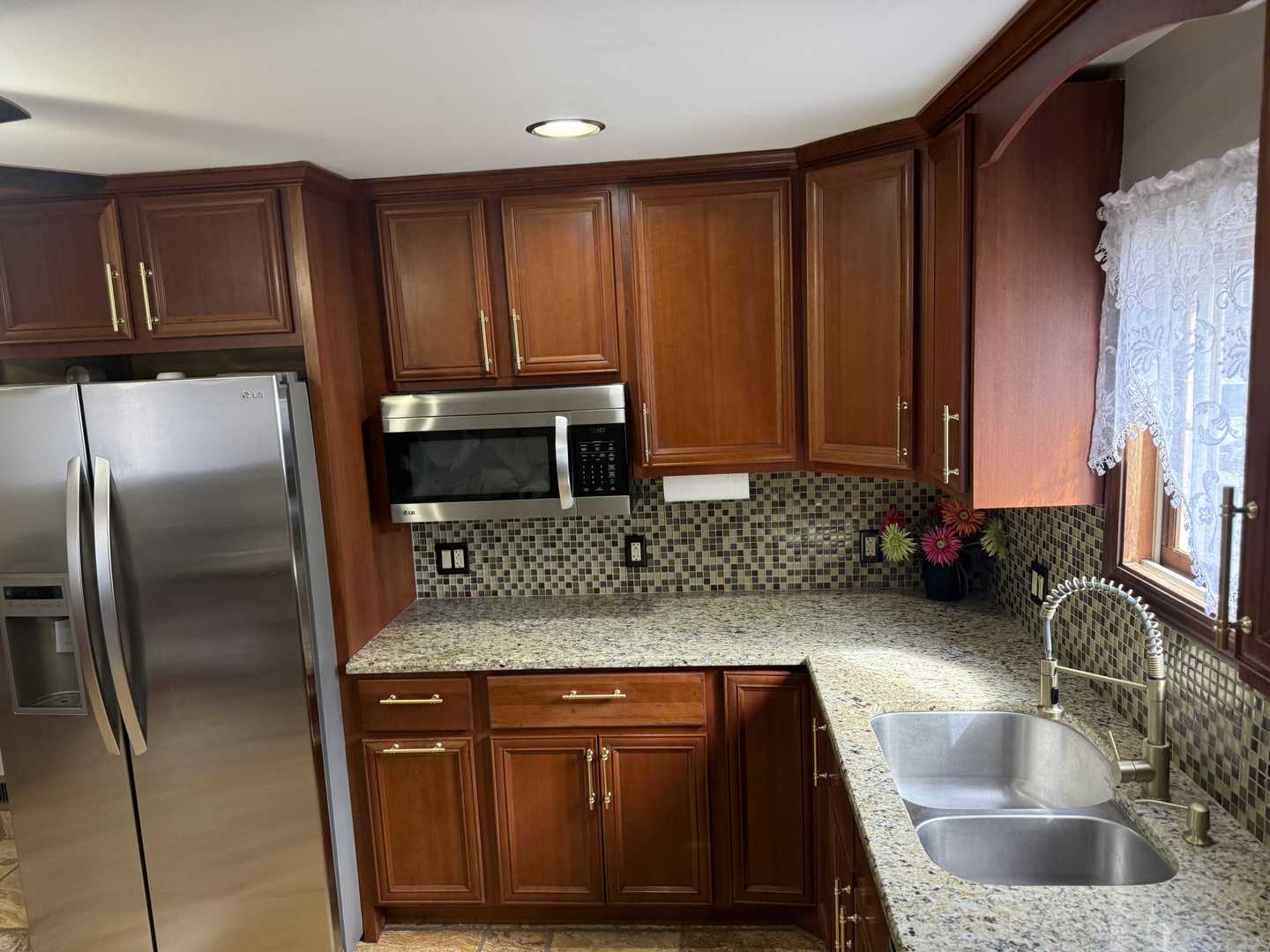 1010 Osmond Avenue Property Photo 7