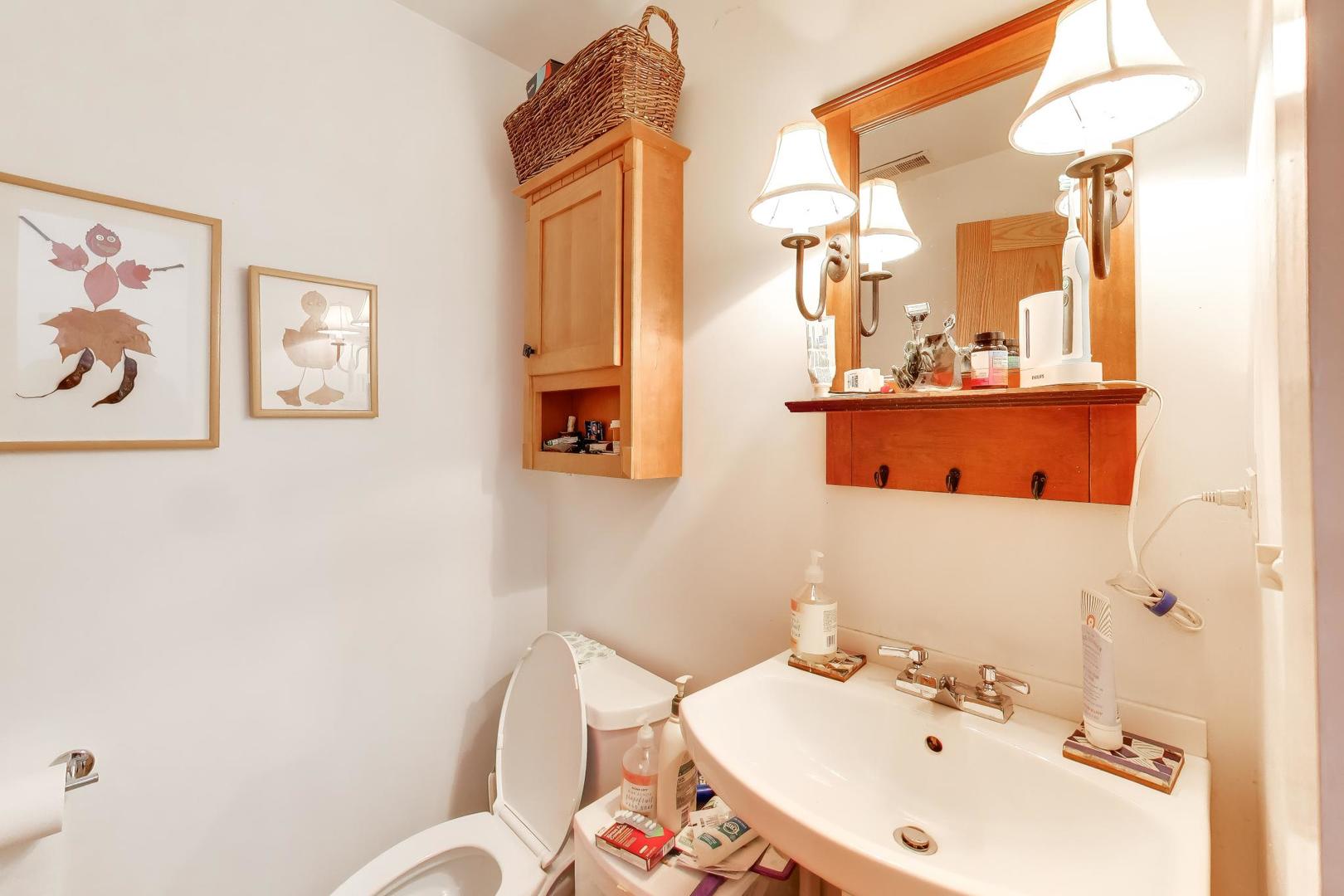 1132 Florence Avenue Property Photo 6