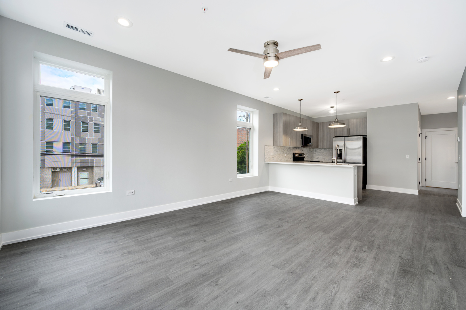 6112 S Drexel Street 201 Property Photo 4
