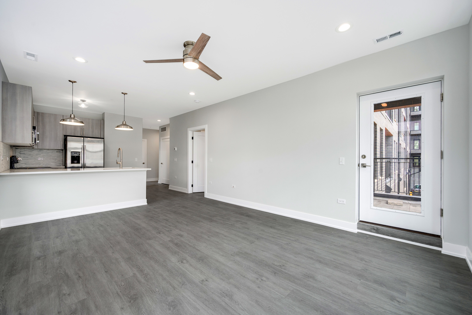 6112 S Drexel Street 201 Property Photo 5