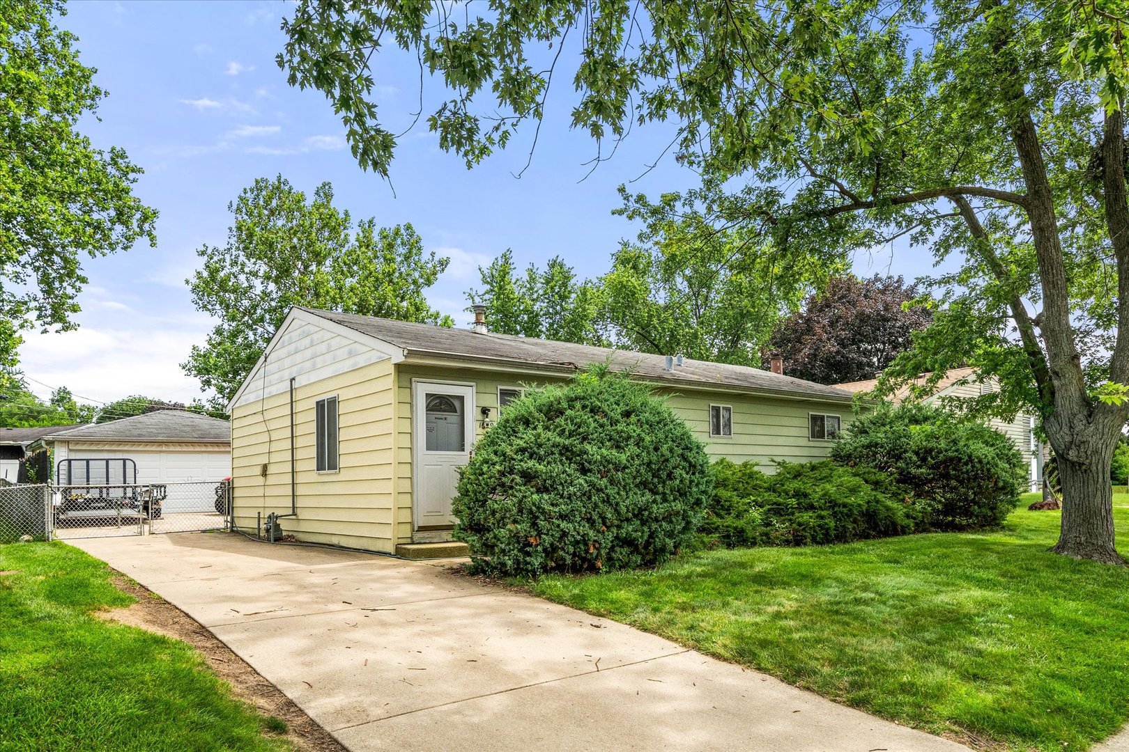 1629 Charles Drive Property Photo 1