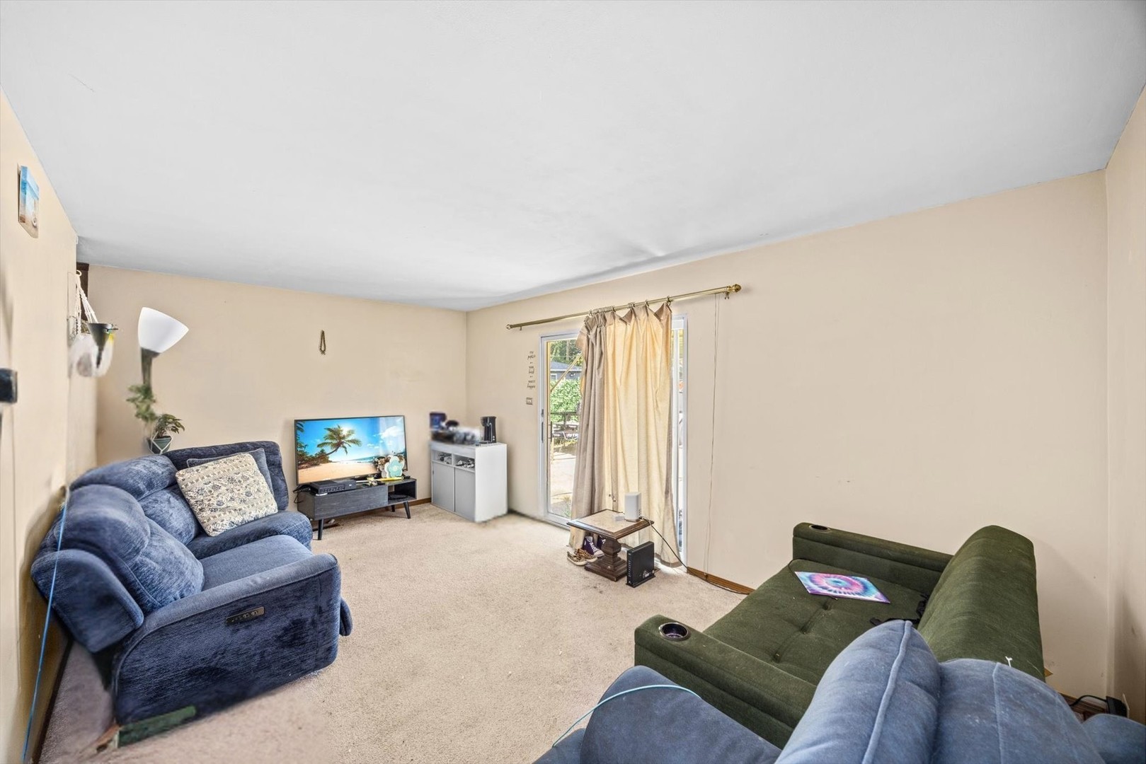 1629 Charles Drive Property Photo 5