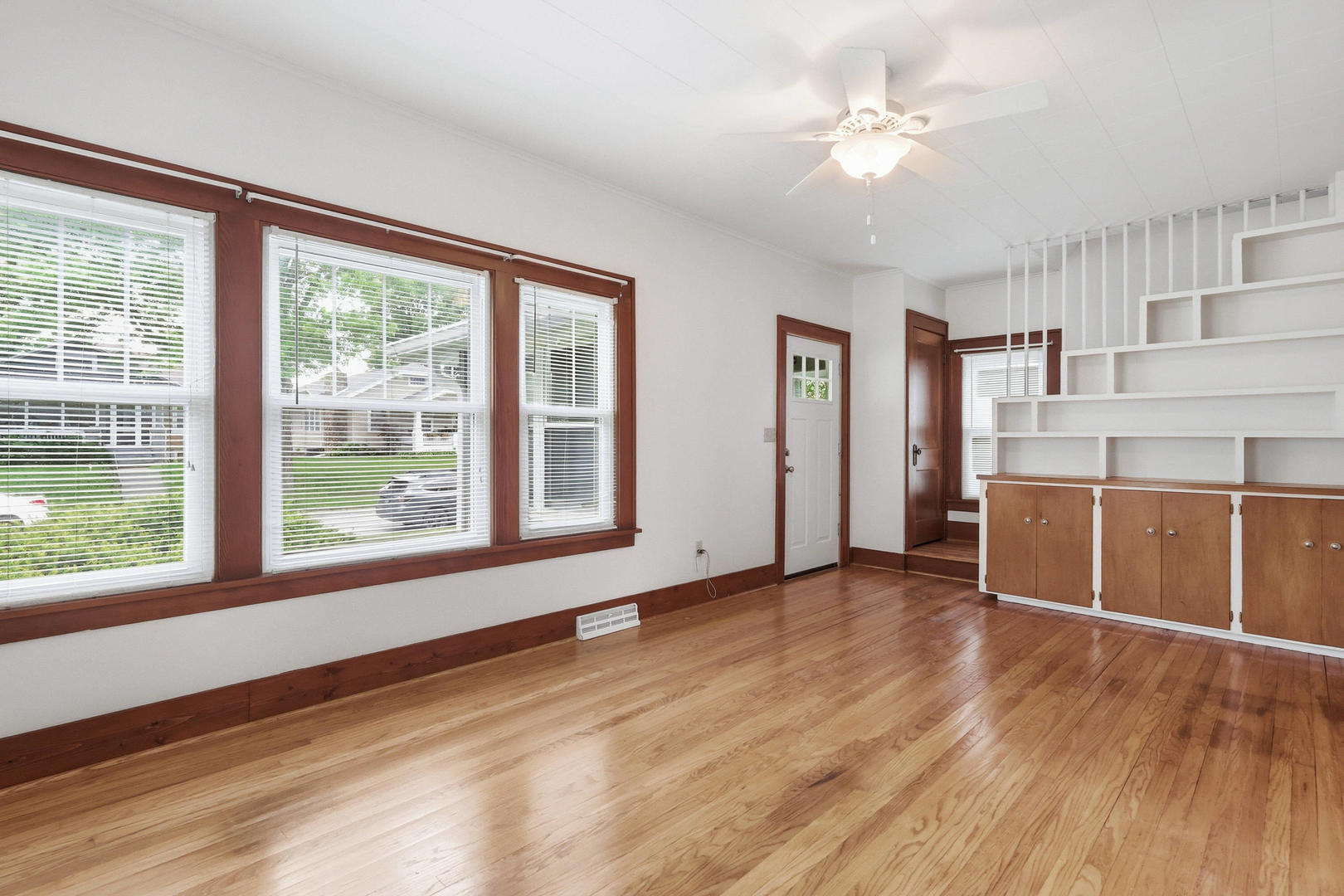 1608 Elm Street Property Photo 8
