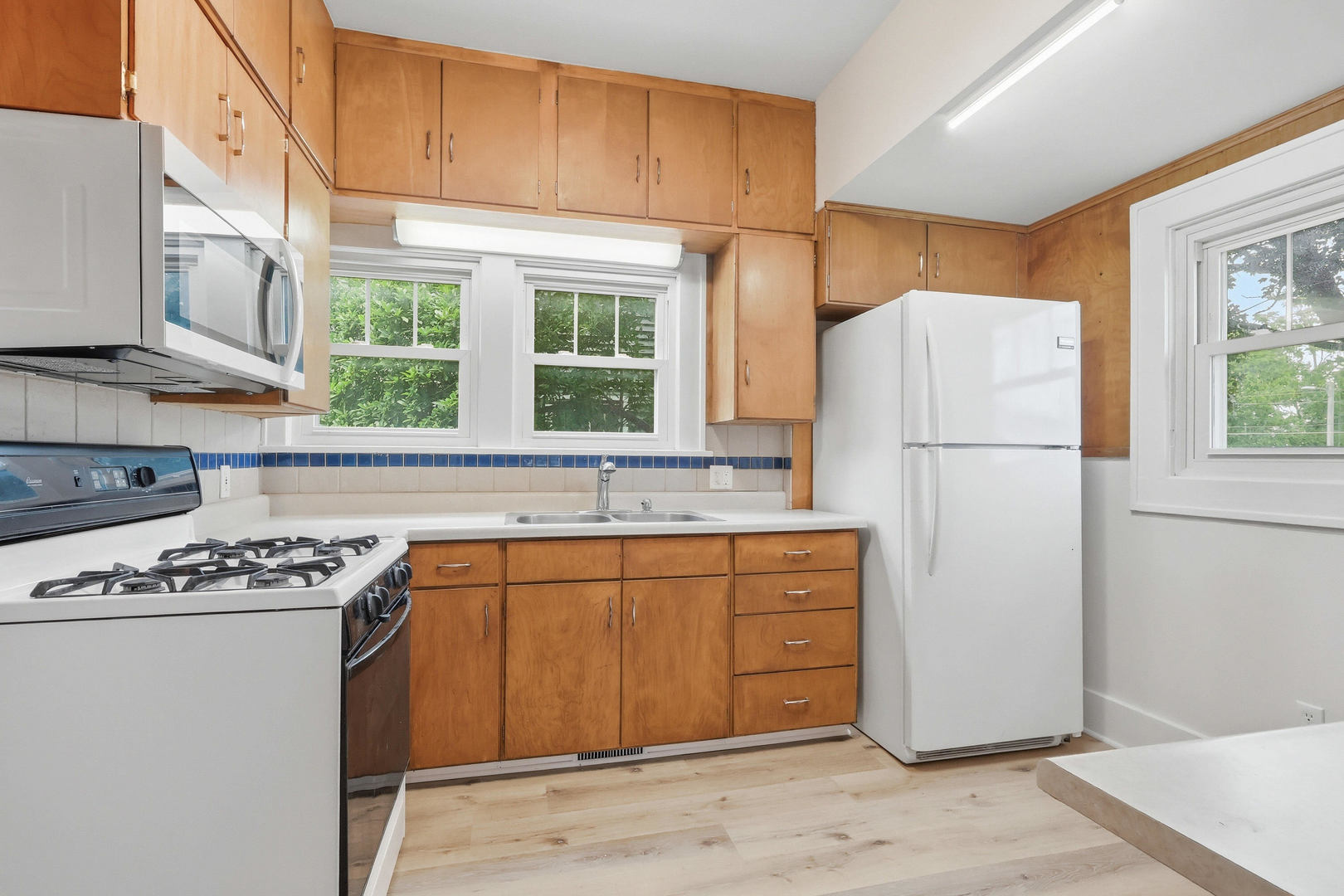 1608 Elm Street Property Photo 11