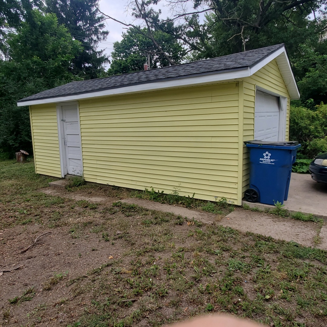 959 S Western Avenue Property Photo 4