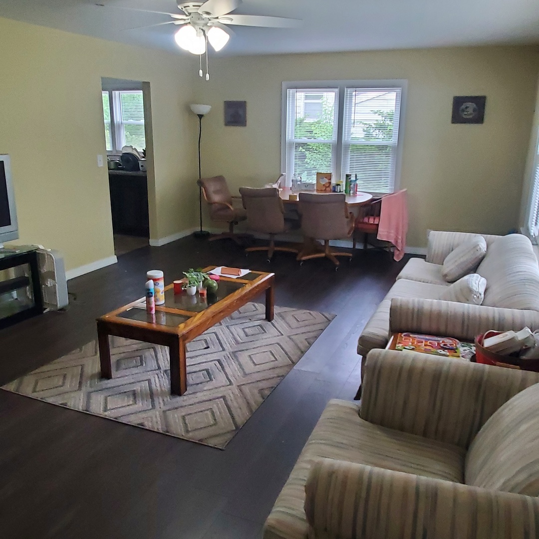 959 S Western Avenue Property Photo 6