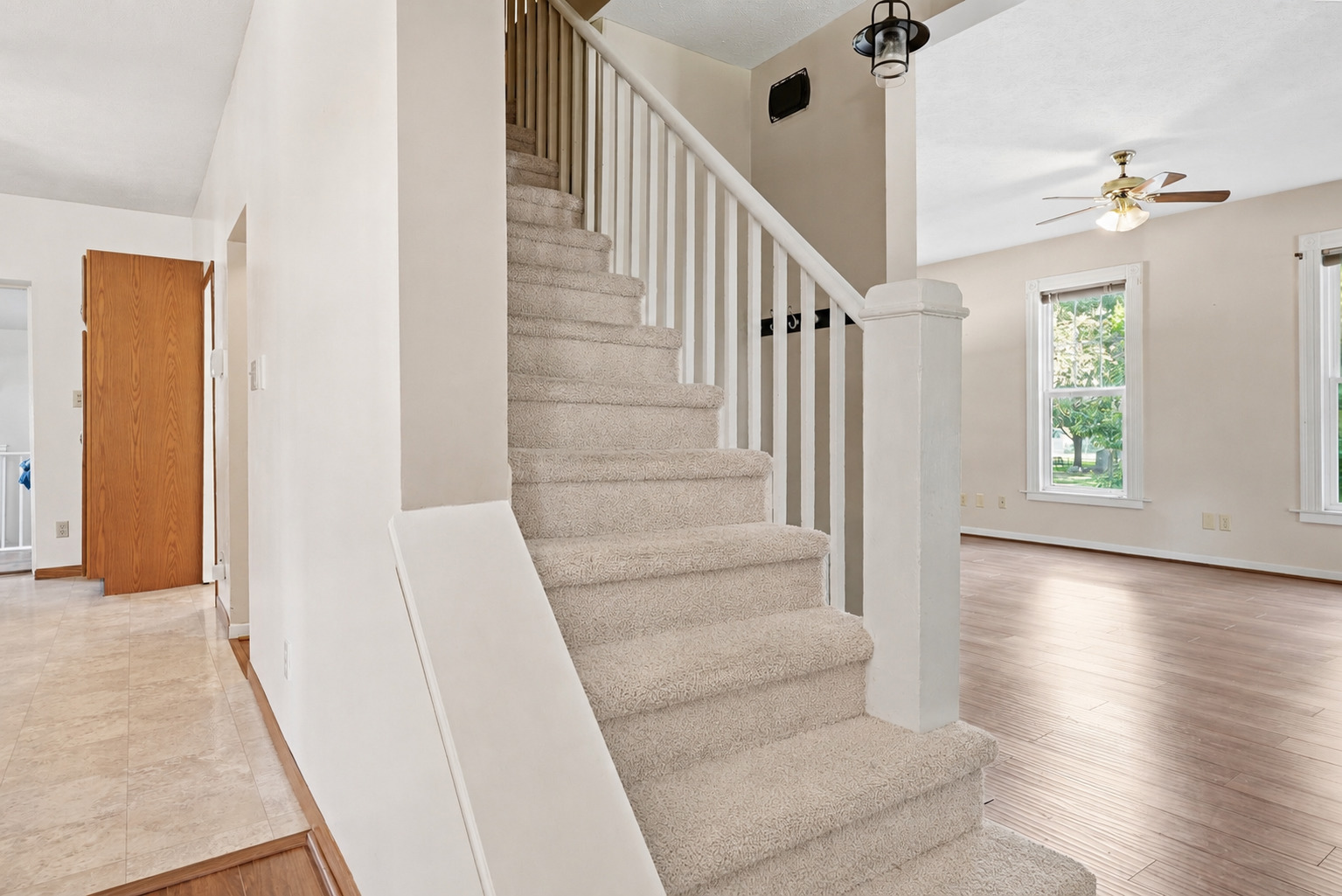 300 E Cypress Street Property Photo 14