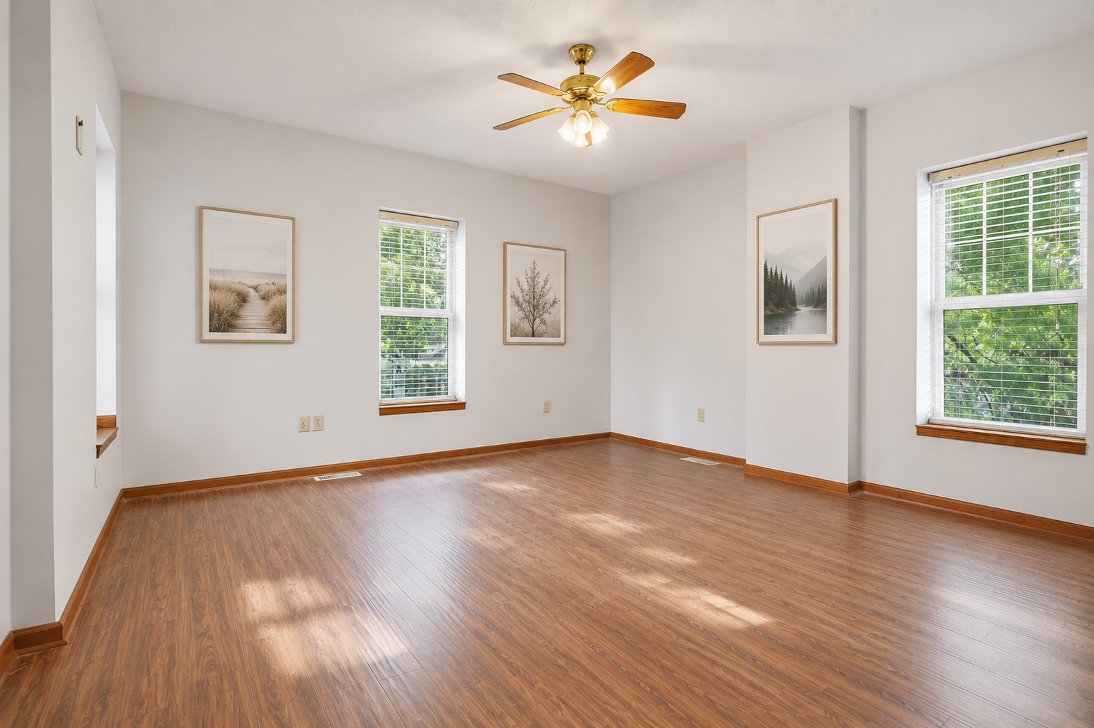 300 E Cypress Street Property Photo 28
