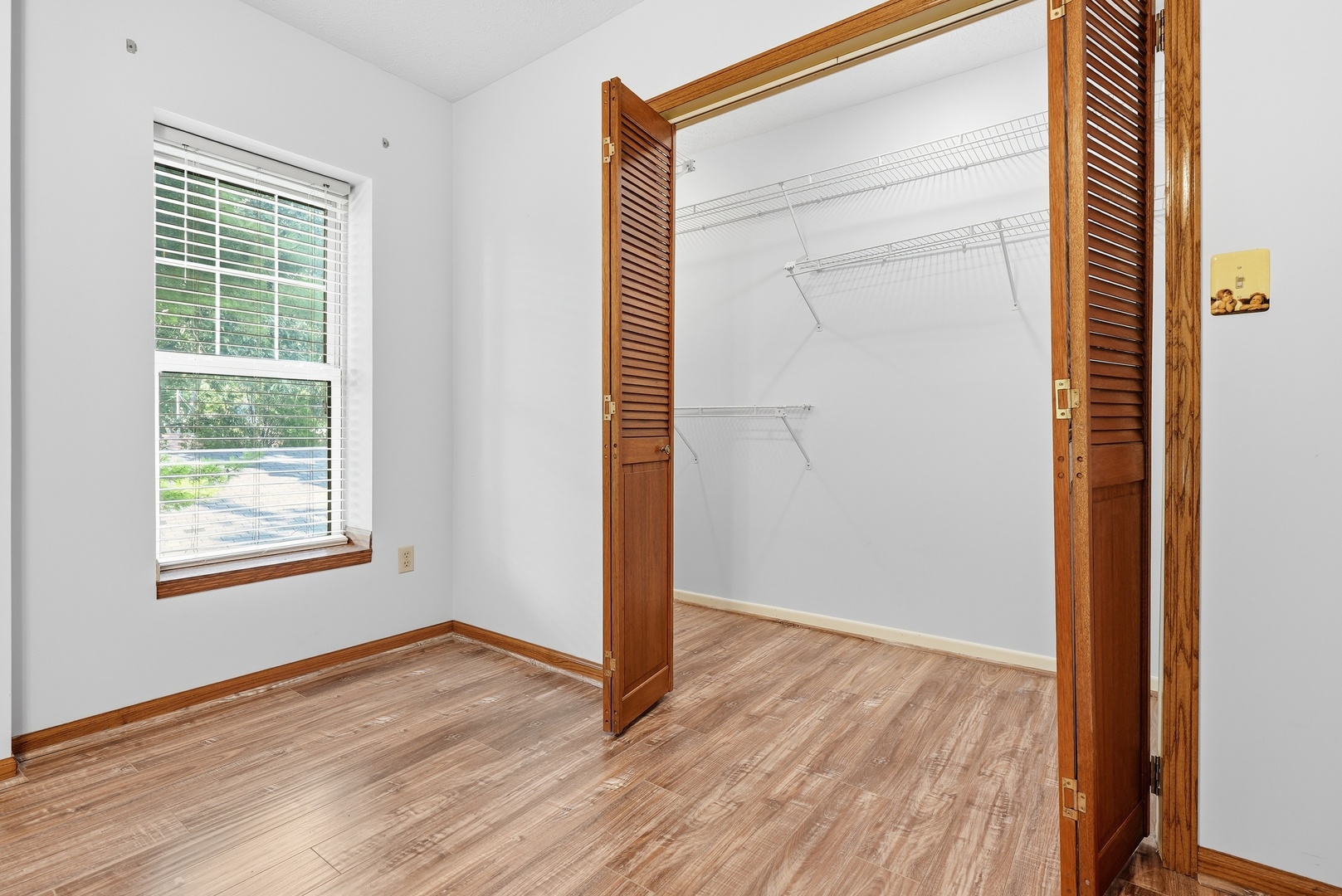 300 E Cypress Street Property Photo 29
