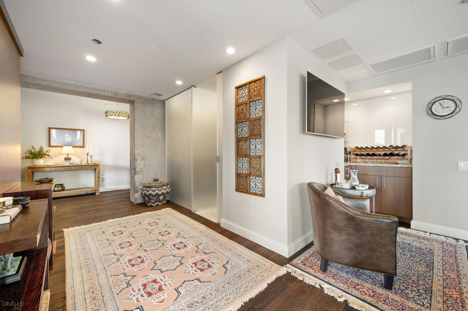 25 E Superior Street 3601 Property Photo 26