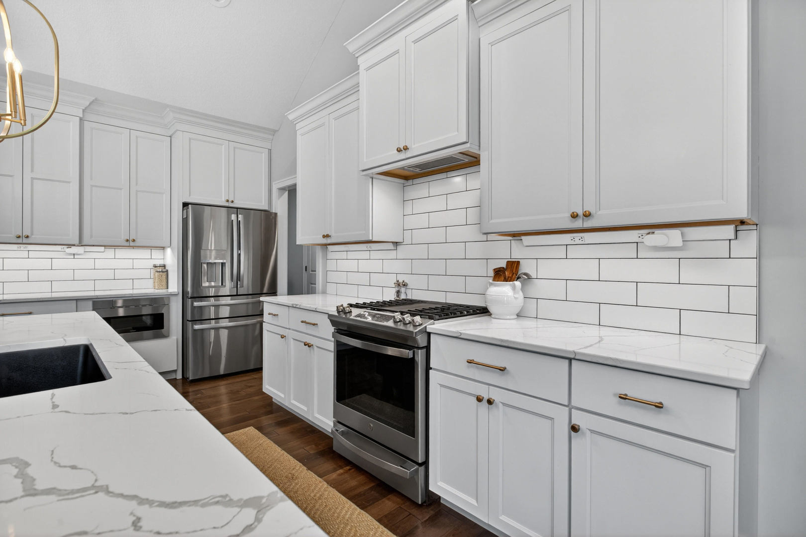 6925 Grover Station Property Photo 14