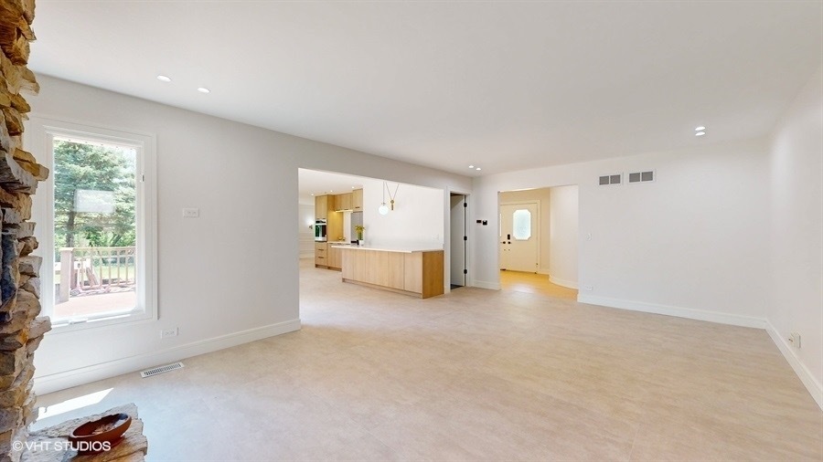 8473 Canterberry Drive Property Photo 8