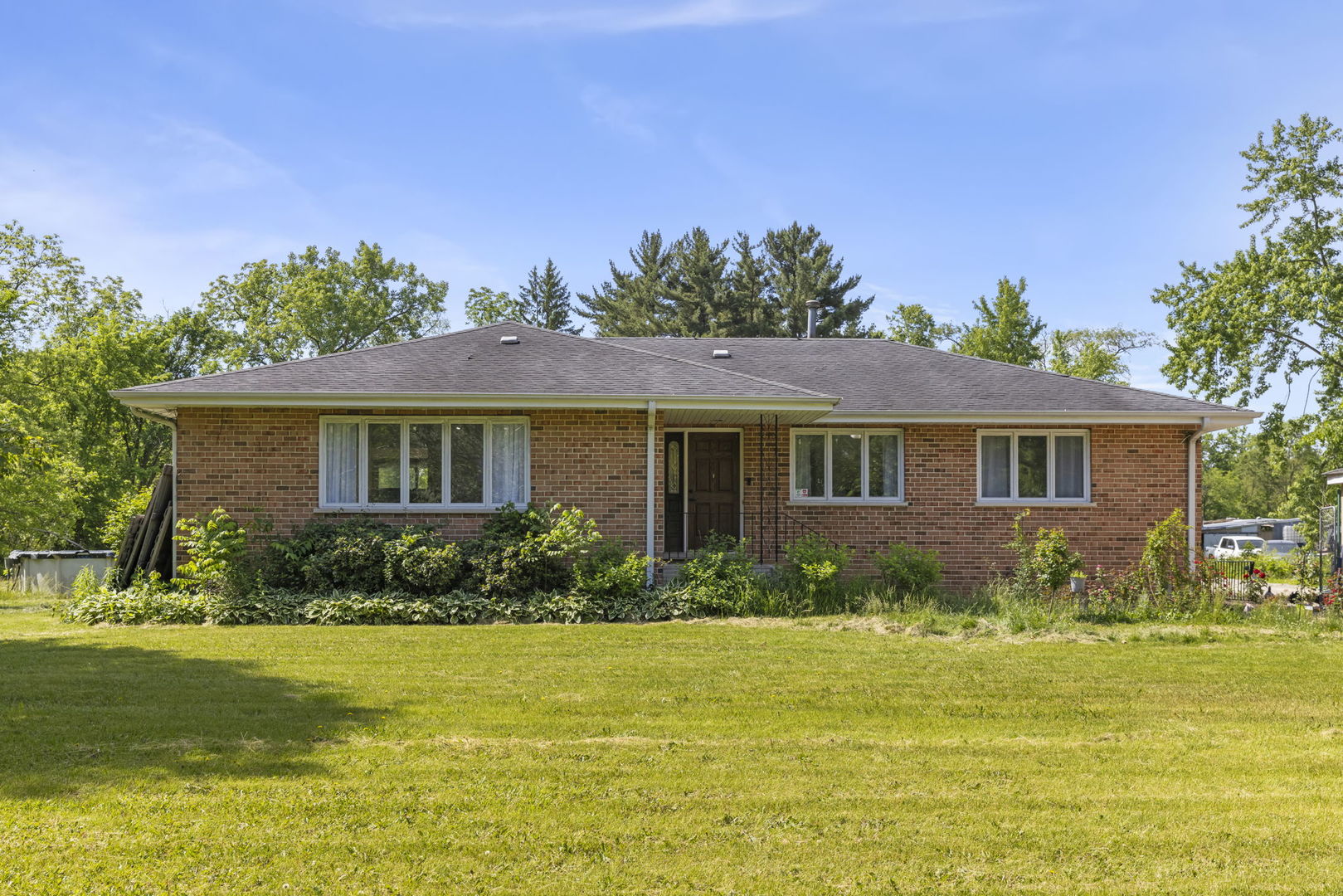 1241 Norfolk Avenue Property Photo 3