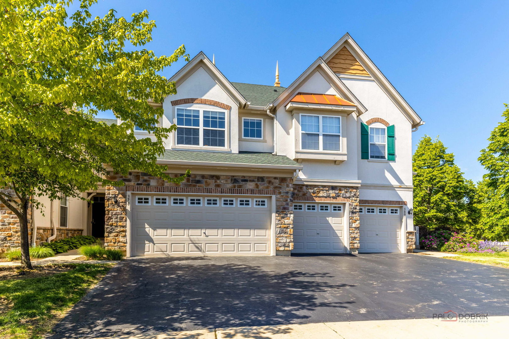 378 BAY TREE Circle
