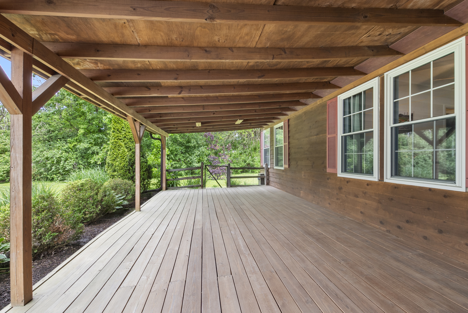 1801 Richton Road Property Photo 4