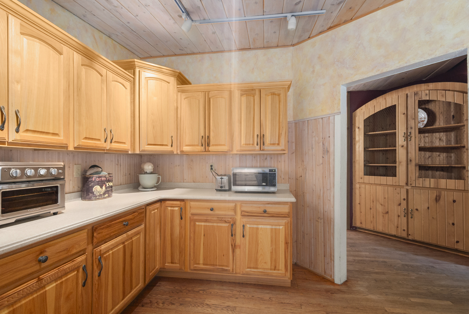 1801 Richton Road Property Photo 10