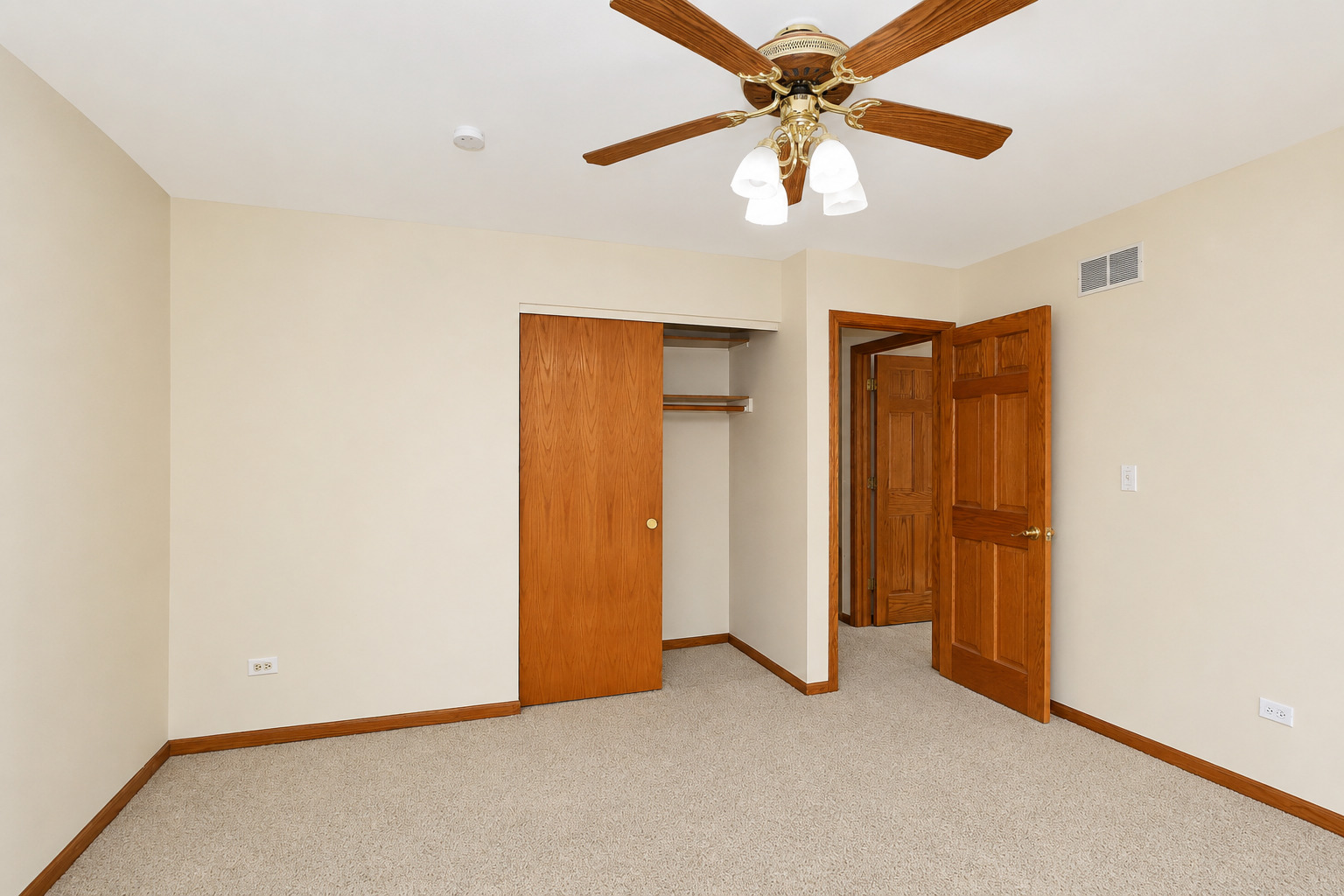 706 N Point Drive Property Photo 25