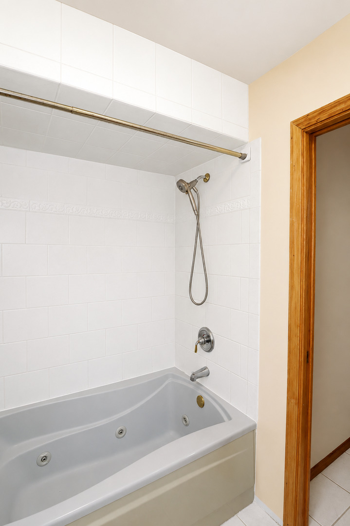 706 N Point Drive Property Photo 29