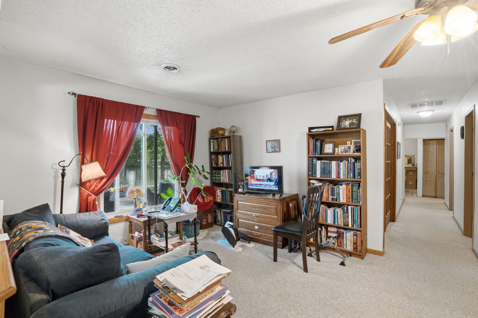 104 1st Street E Property Photo 5