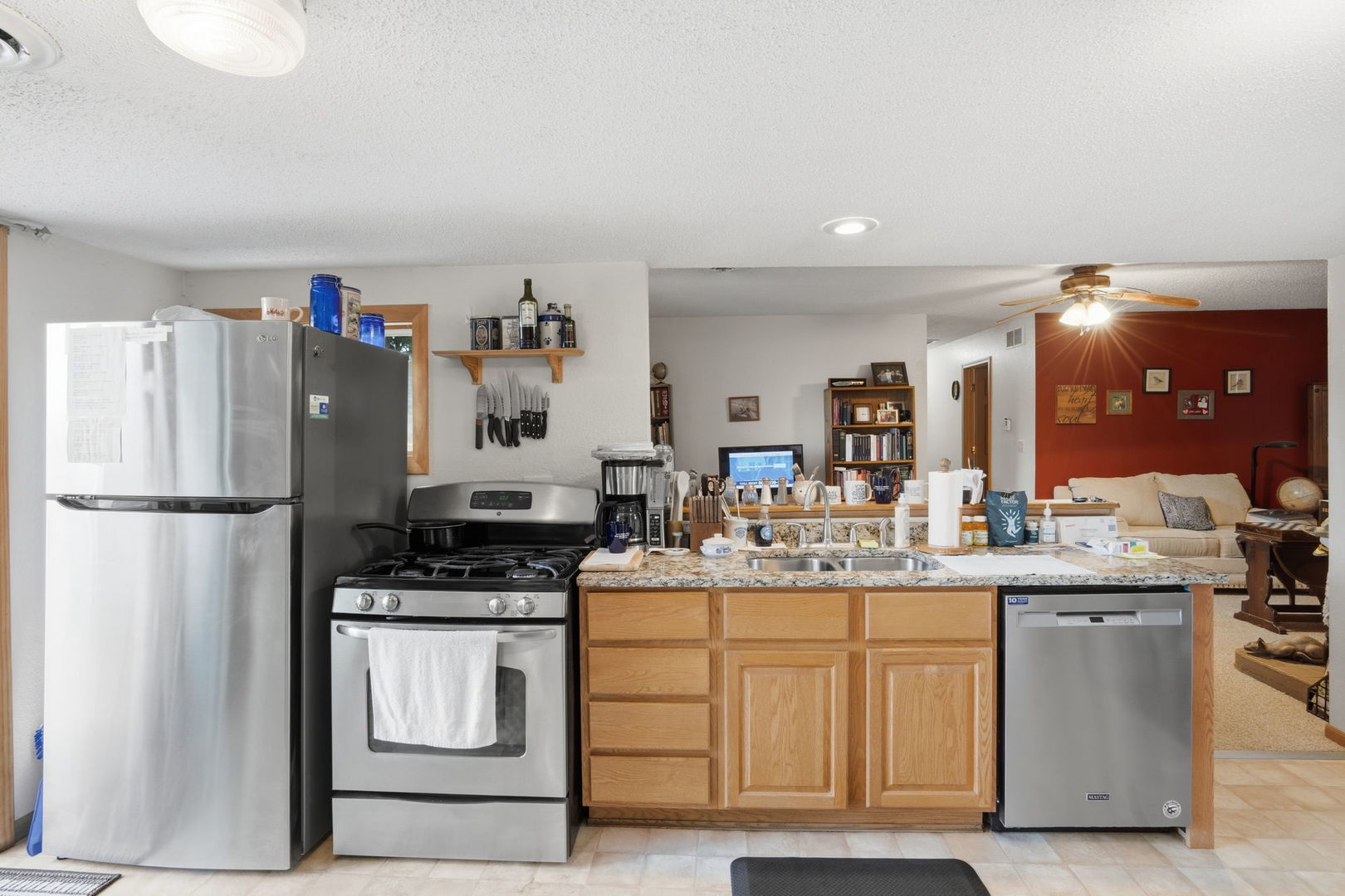 104 1st Street E Property Photo 10