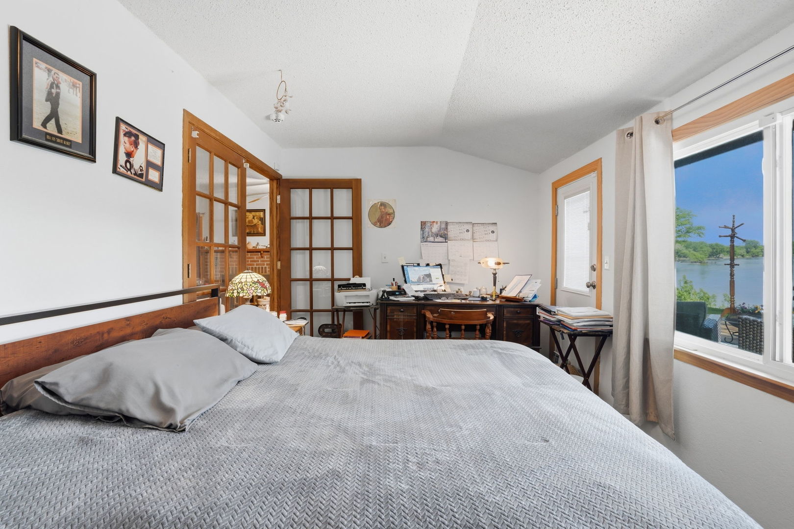 104 1st Street E Property Photo 12