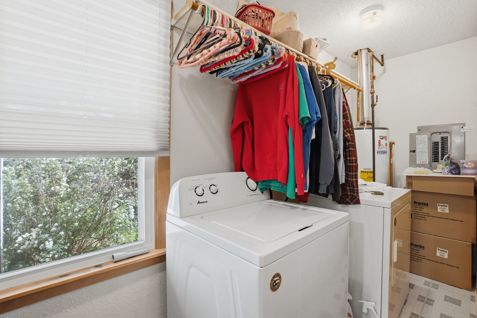104 1st Street E Property Photo 14