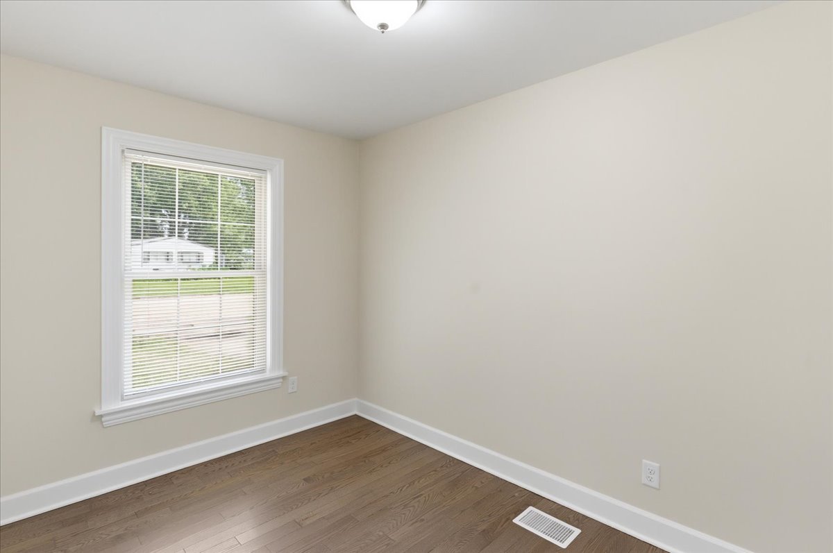 7468 E Parr Street Property Photo 9
