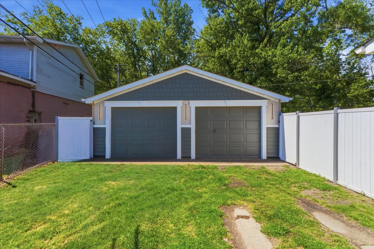 7468 E Parr Street Property Photo 14