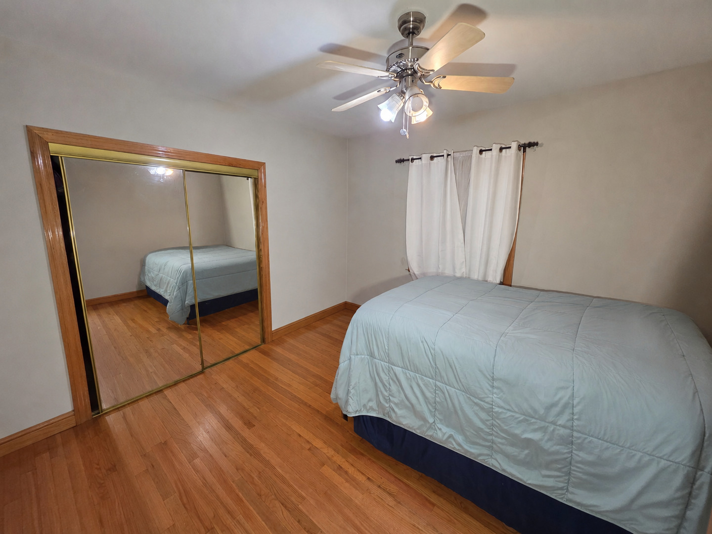 5433 W Melrose Street Property Photo 20