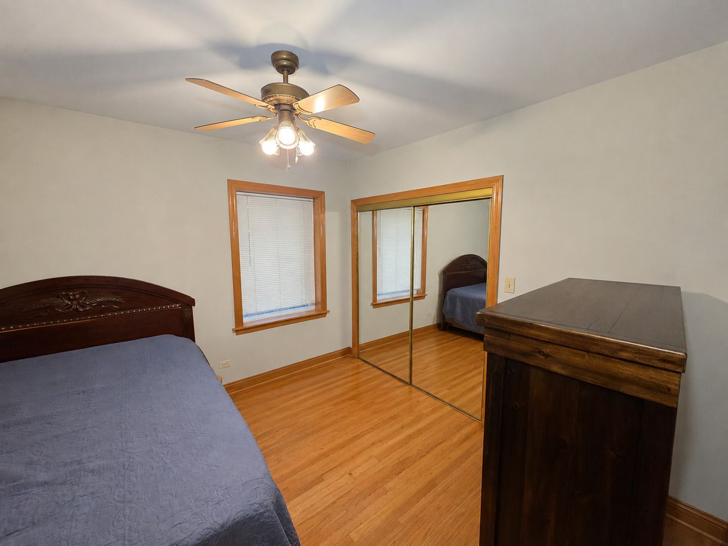 5433 W Melrose Street Property Photo 21