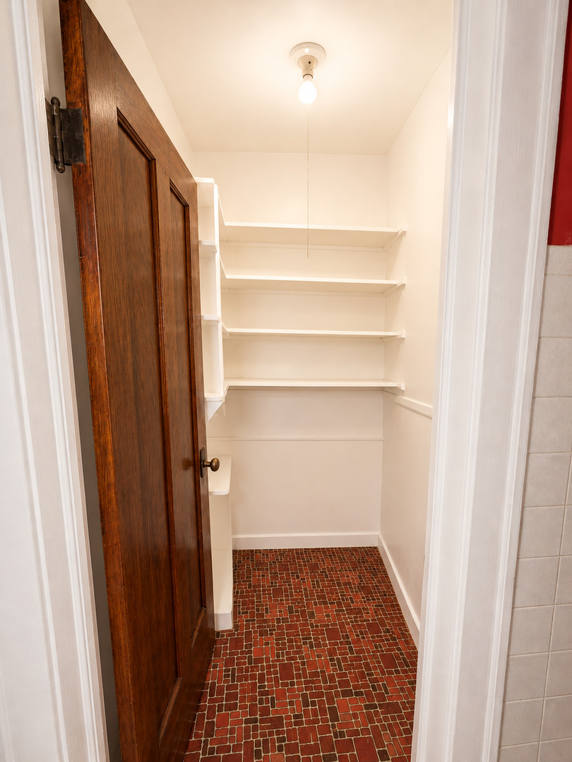 5433 W Melrose Street Property Photo 40