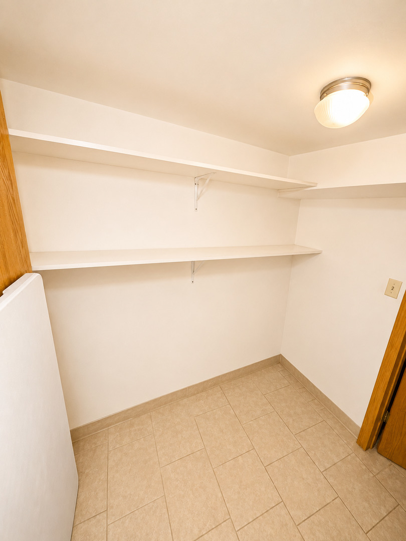 5433 W Melrose Street Property Photo 59